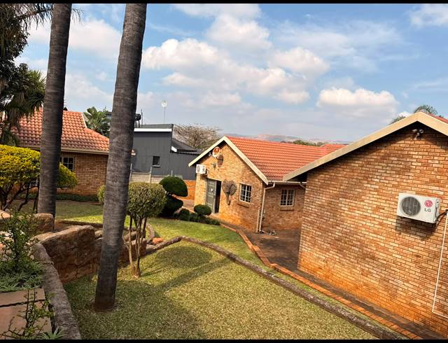 4 BEDROOM HOUSE FOR SALE IN CASHAN